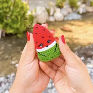 Amigurumi Karpuz Anahtarlık – Şirin ve Kolay Örgü Aksesuar