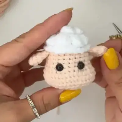 Amigurumi Kuzu Marul Anahtarlık